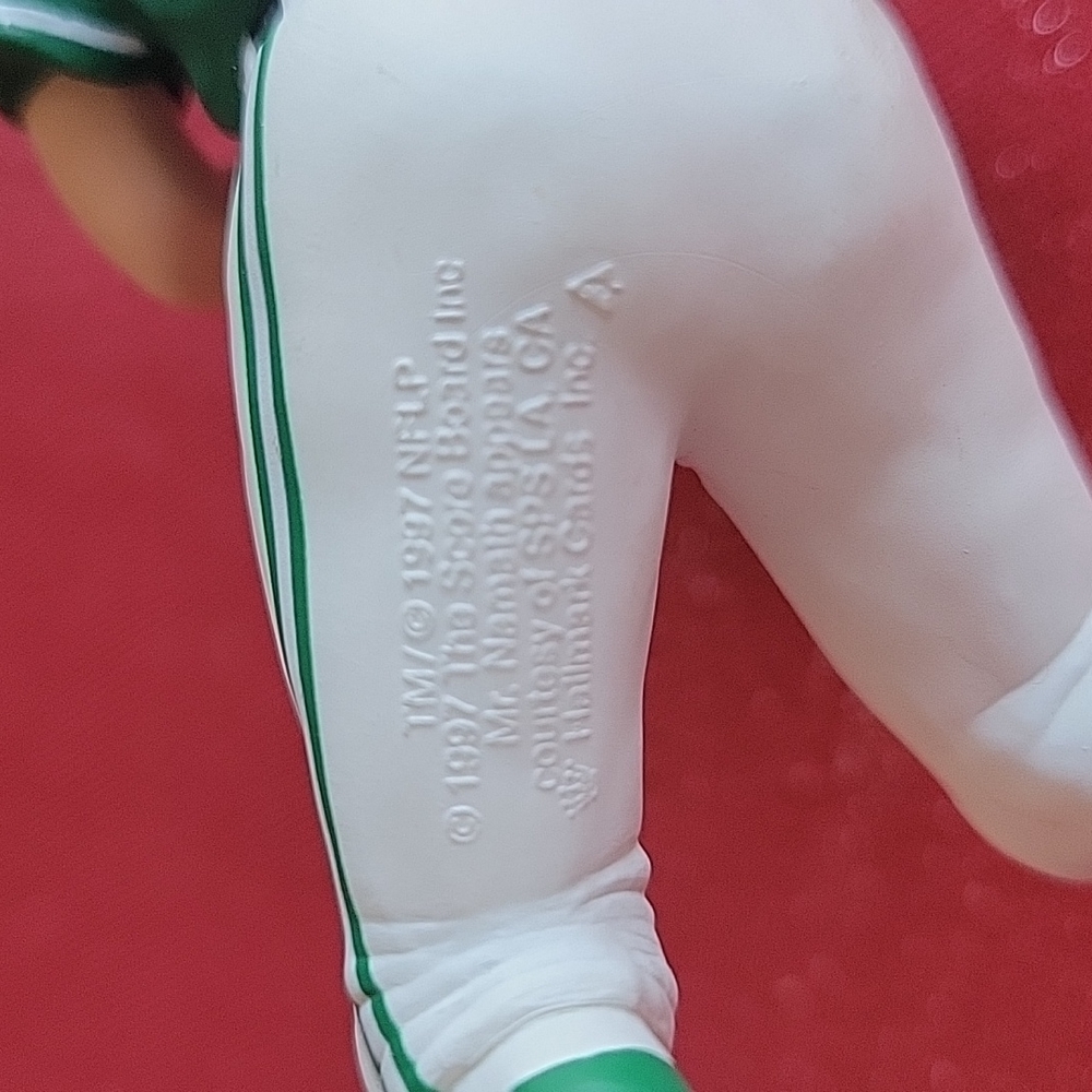 Joe Namath Ornament - Picture 3 of 3